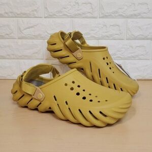 Crocs Echo Clog Mens Size 12 Desert Grass 207937-76A